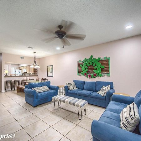 The Iron Cactus Condo On The Comal Cw C102 New Braunfels Zewnętrze zdjęcie
